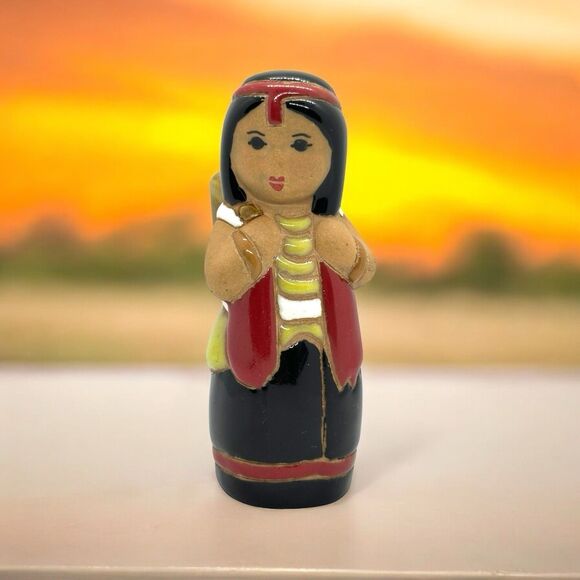 Gom Viet  Redware Ceramic Vietnamese Ethnic Girl in Traditional Costume Figurine - Picture 1 of 11